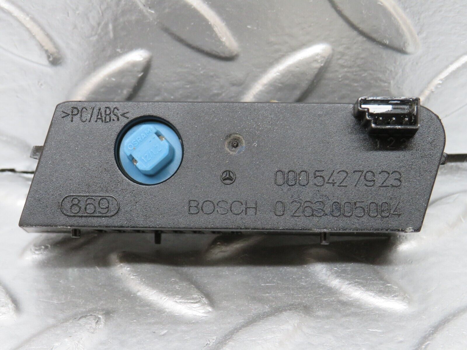 24946 Mercedes-Benz W140 S320 Parking Sensor Display Light 0005427923