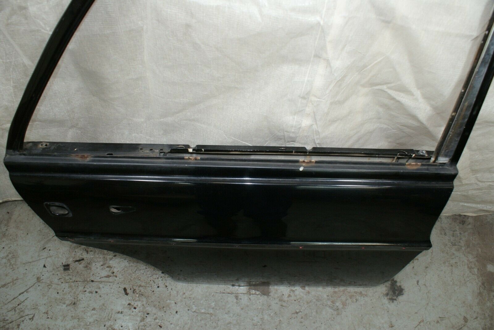 3240 Mercedes-Benz W115 220D Rear Right Door