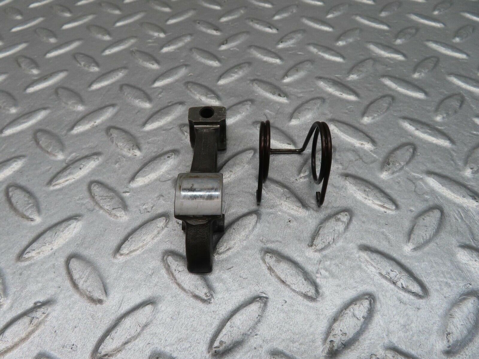 12871 Mercedes-Benz W111 220SE Valve Rocker Arm With Retaining Spring