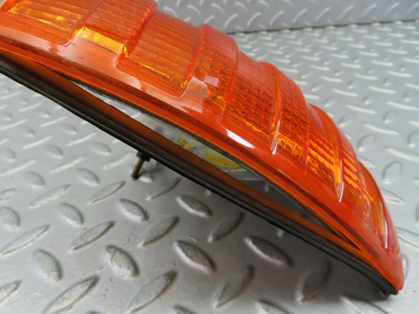 8064 Mercedes-Benz W123 Indicator Light Front Left Bosch