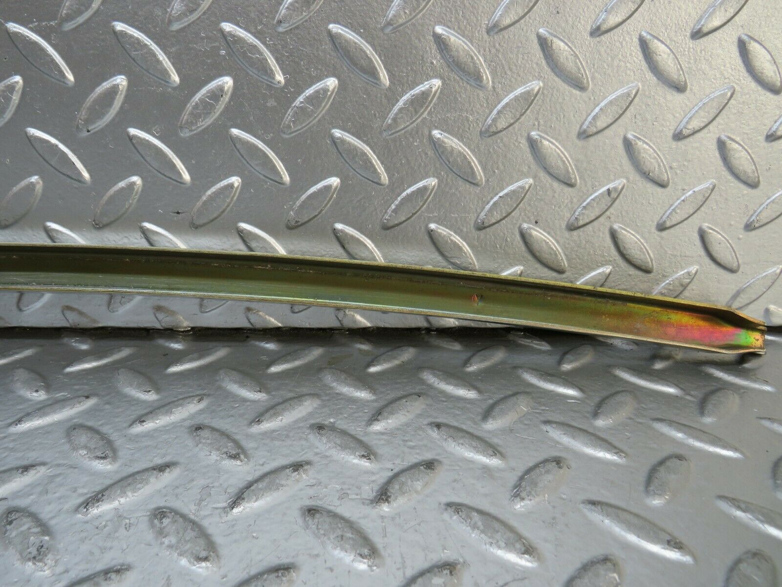 23349 Mercedes-Benz W116 350SE Front Right Door Front Window Channel