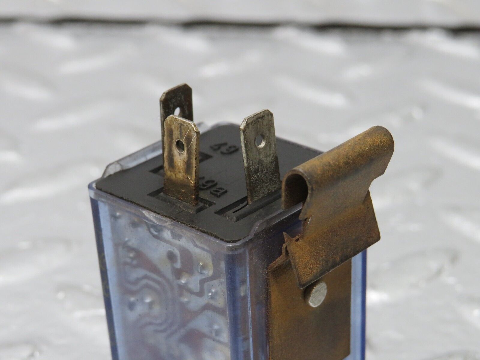 40315 Mercedes-Benz W110 230 Flasher Relay Hella 4DB003750-09