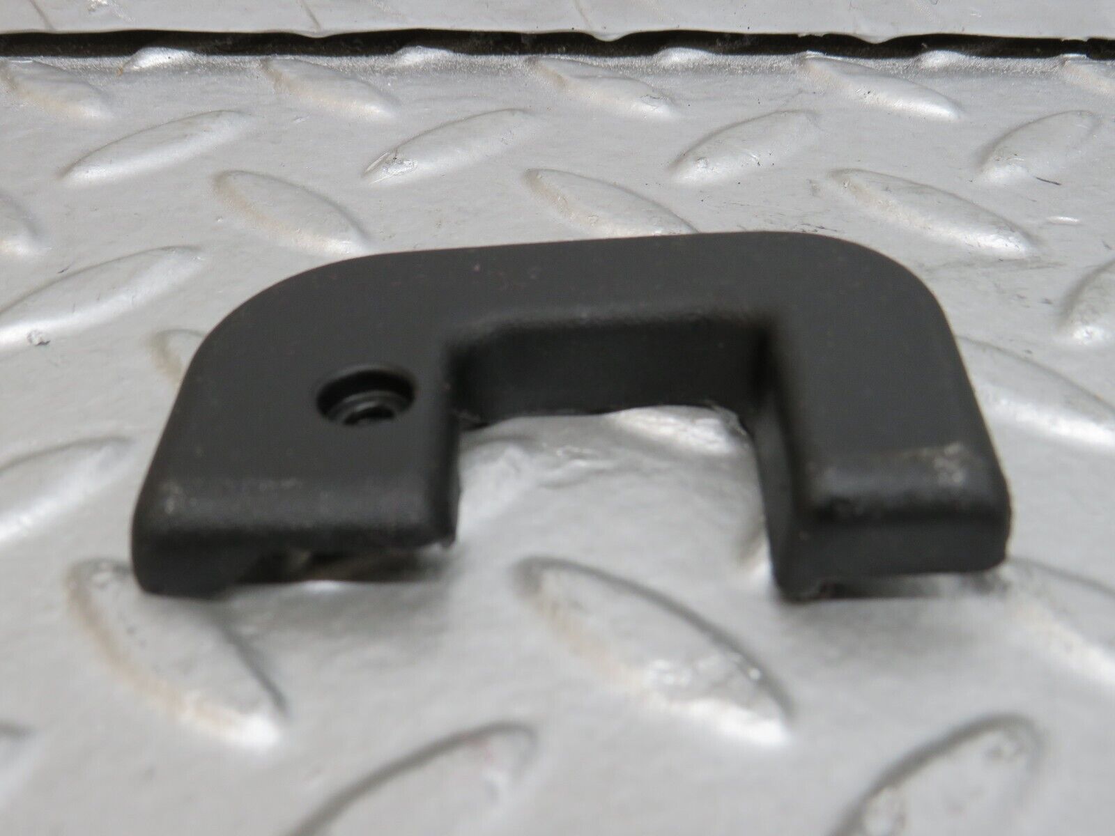 29475 Mercedes-Benz W124 230E Right Interior Door Latch Trim