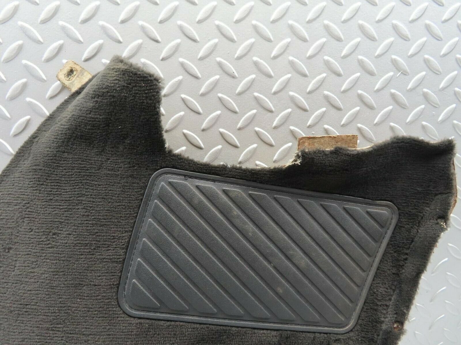 6502 Mercedes-Benz S124 E220 Wagon Centre Console Carpet Right Side Black