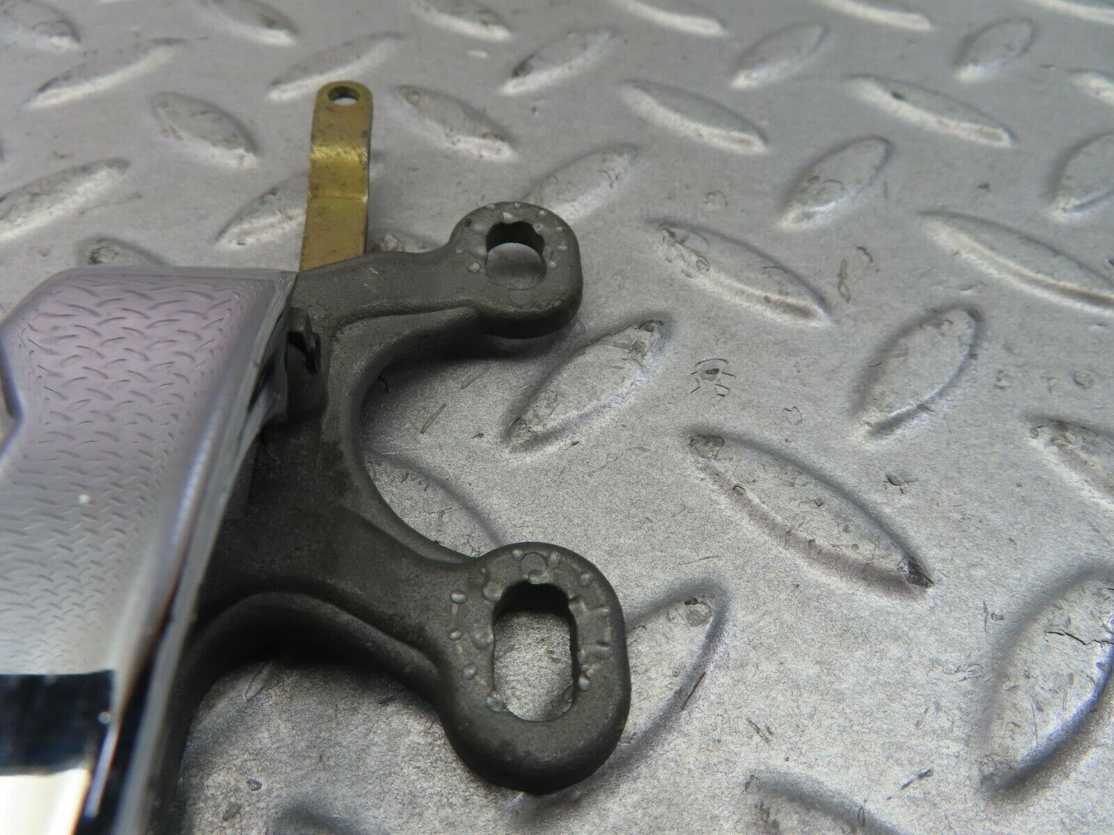 8726 Mercedes-Benz W115 Right Interior Door Handle Chrome 1107660419