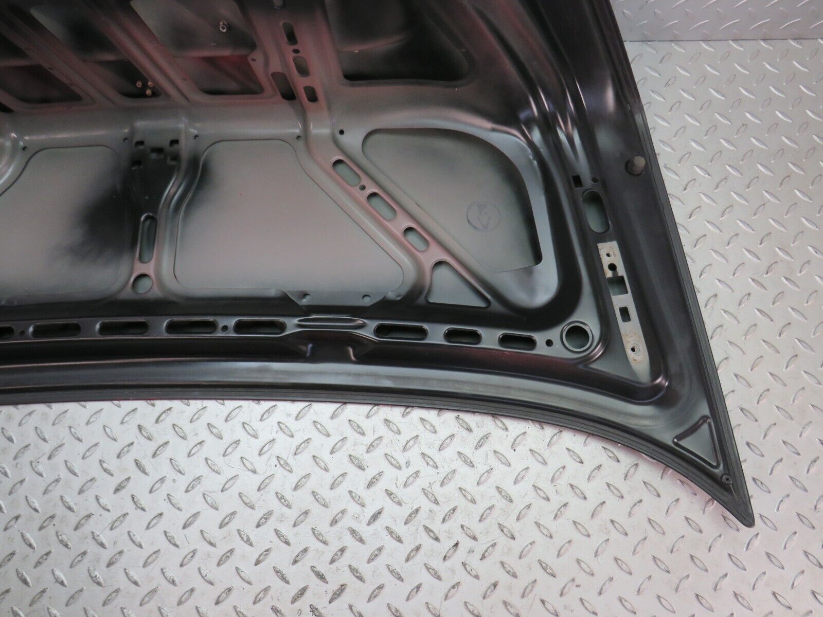 33361 Mercedes-Benz W202 C180 Boot Lid Trunk Door