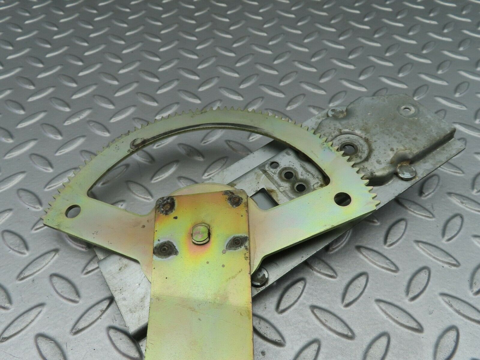 6615 Mercedes-Benz S124 E220 Wagon Front Right Power Window Regulator