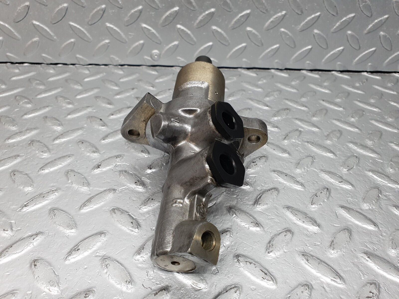 41060 Mercedes-Benz W126 300SE Brake Master Cylinder ATE