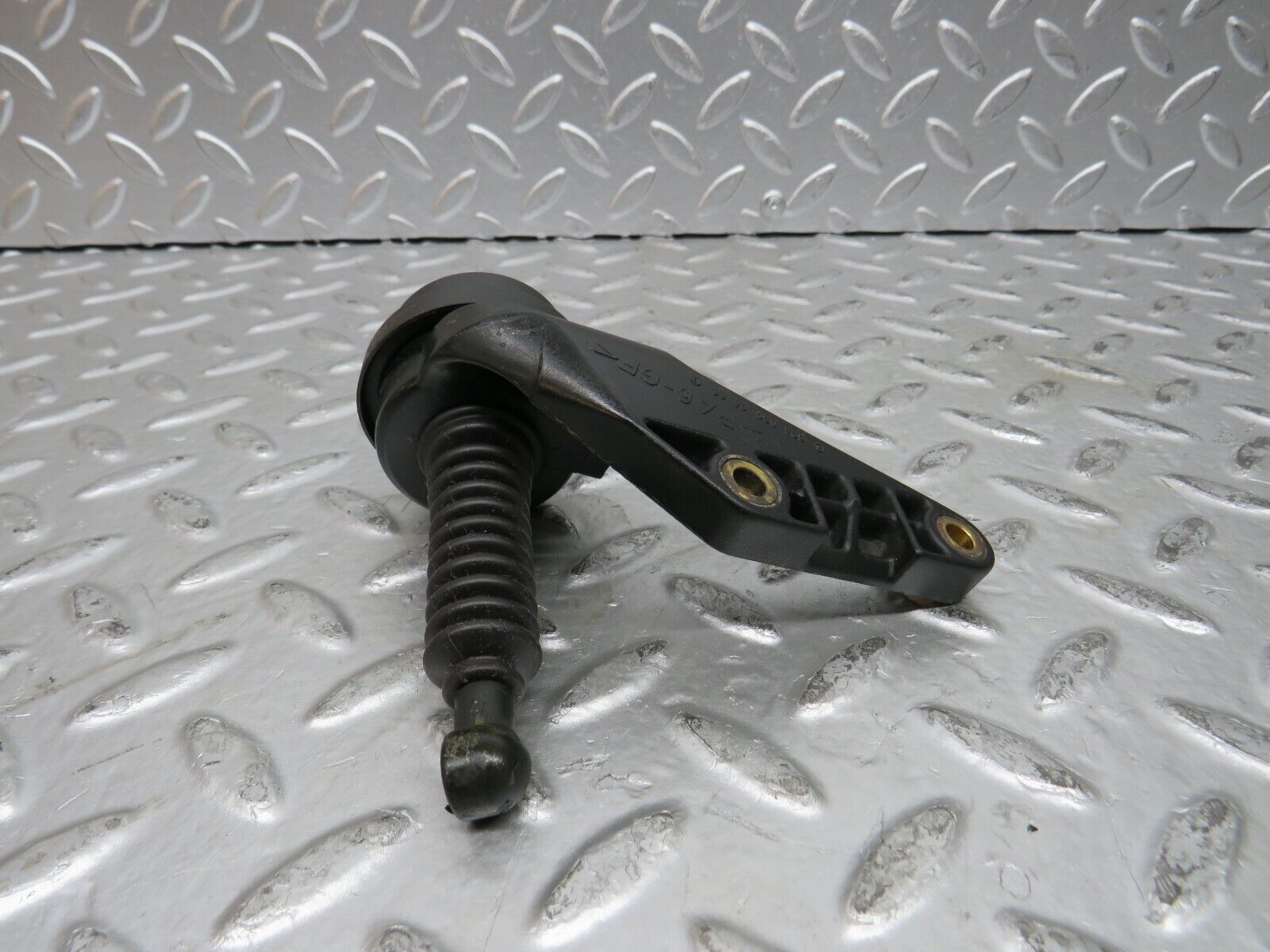 27606 Mercedes-Benz S124 300TE Wagon Throttle Body Vacuum Valve 6040900066