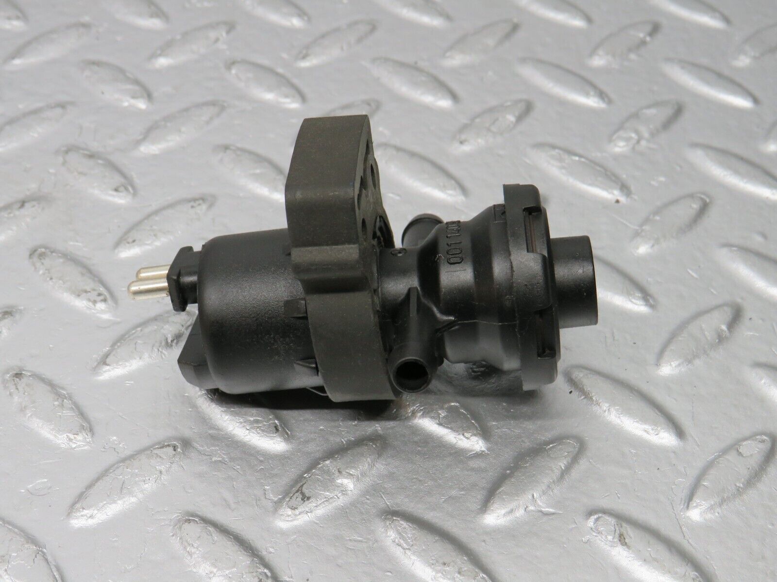 39715 Mercedes-Benz R129 320SL Coupe Fuel Regeneration Valve 0011409960