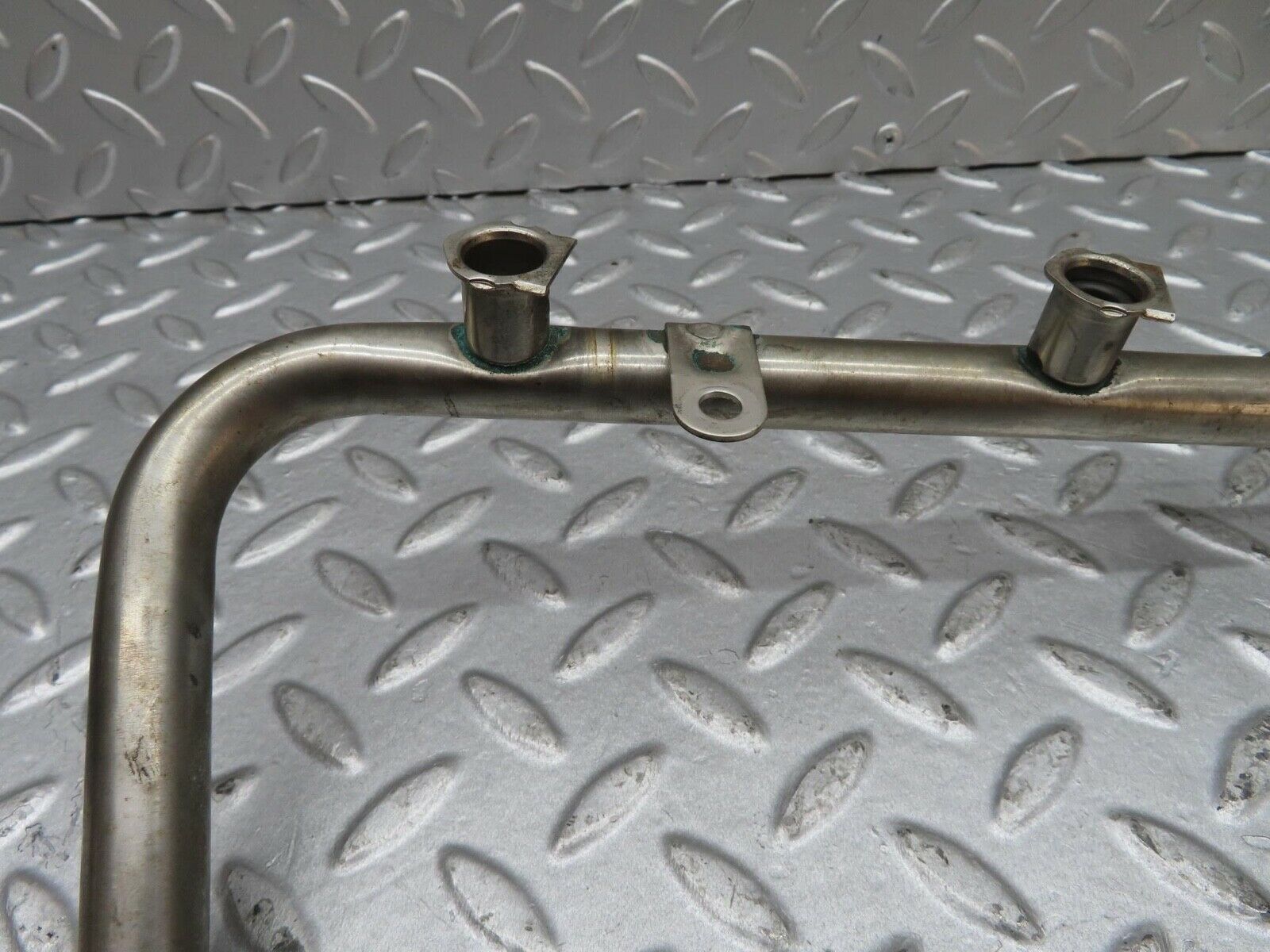 13391 Mercedes-Benz W220 S430 Fuel Injector Rail 1130700595