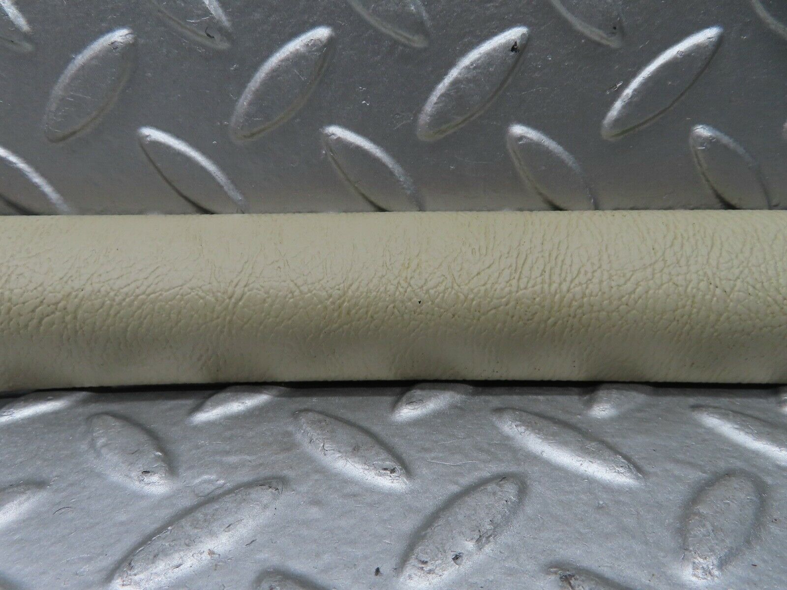 20825 Mercedes-Benz W114 250CE Coupe C Pillar Cover Left Side Cream