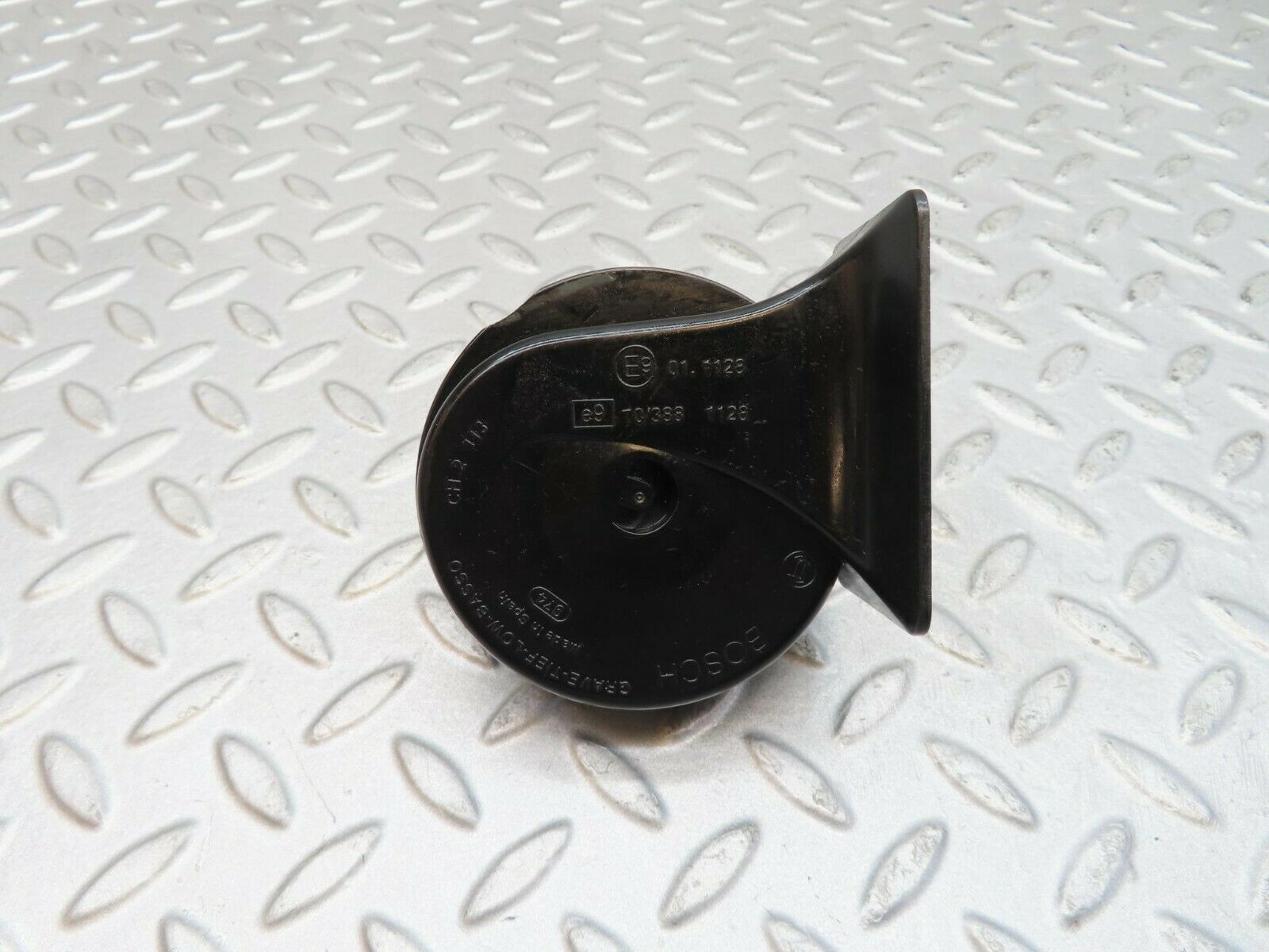 12200 Mercedes-Benz R129 300SL Coupe Horn