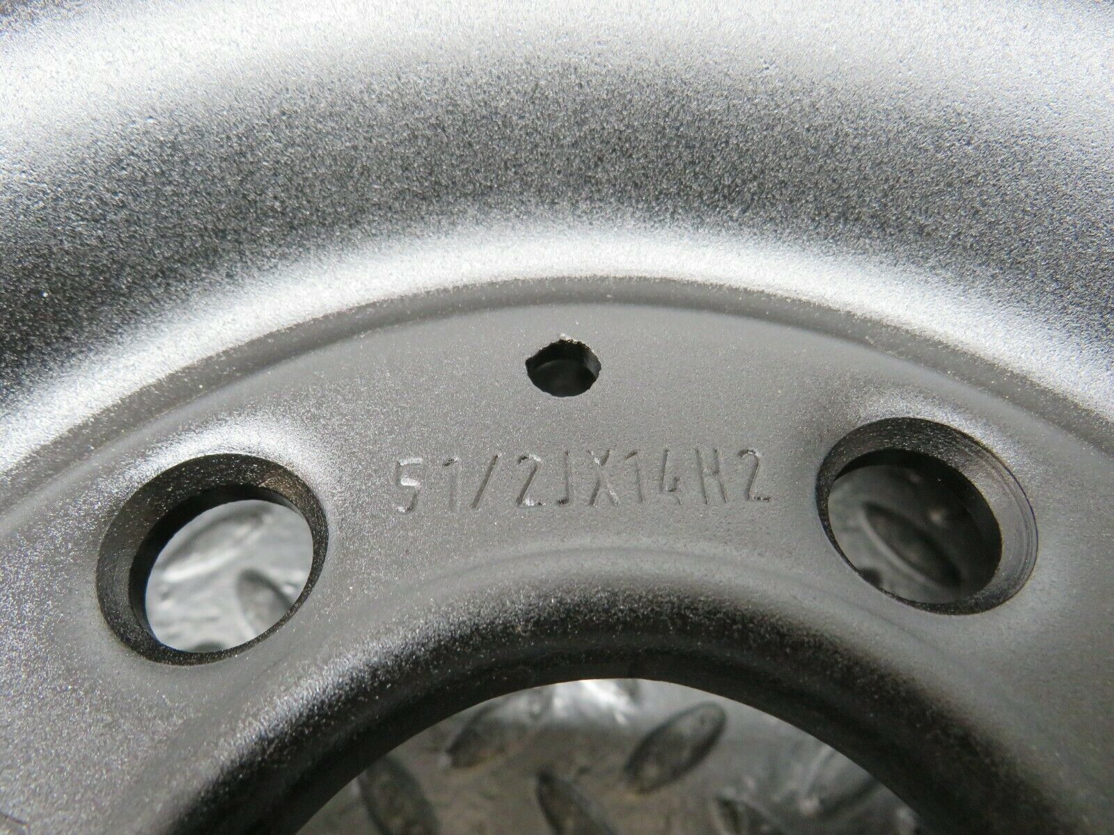 23690 Mercedes-Benz Steel Wheel 5.5Jx14H2 ET35 1154001302