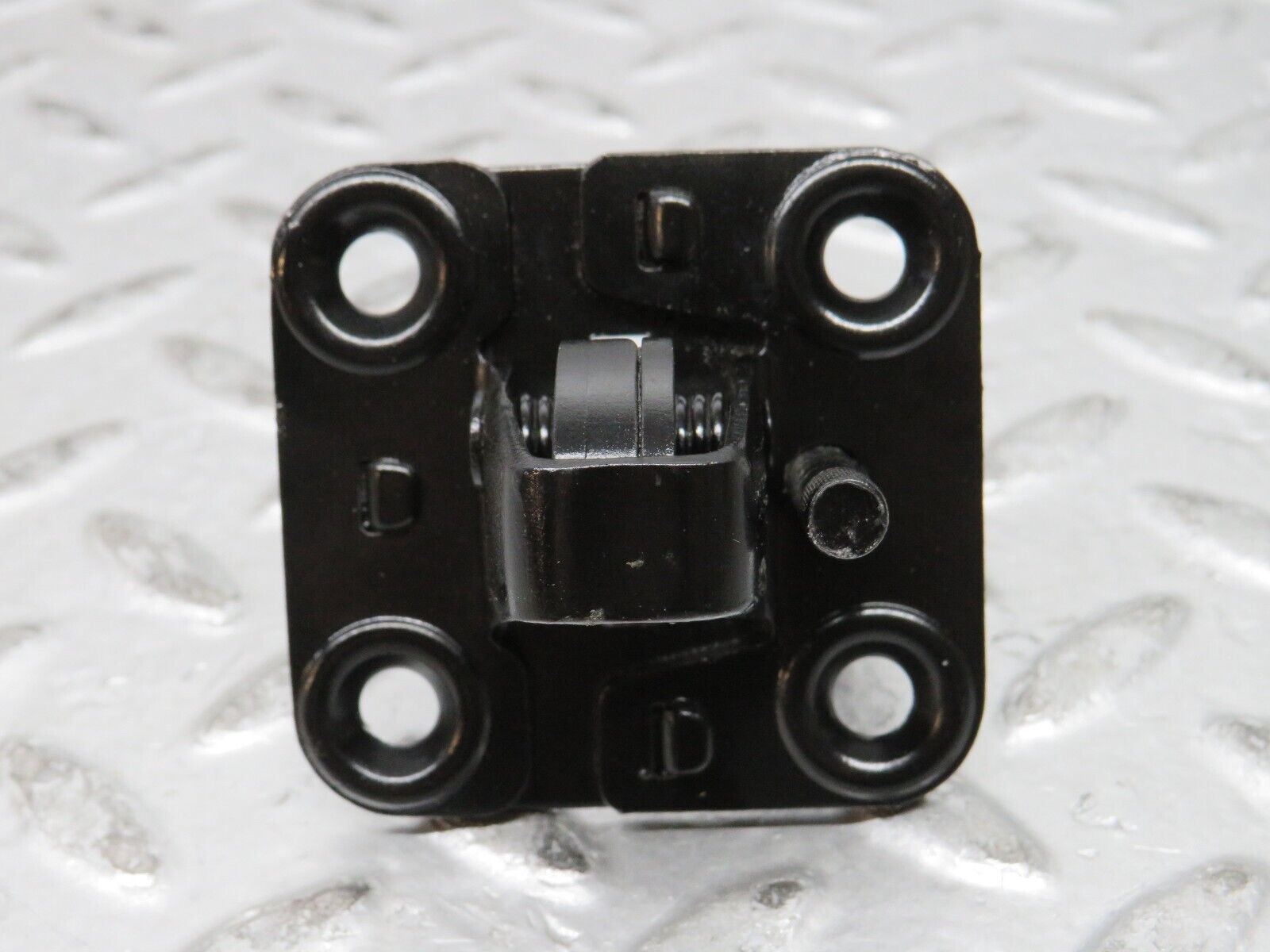 28758 Mercedes-Benz W123 230E Bonnet Lock Latch