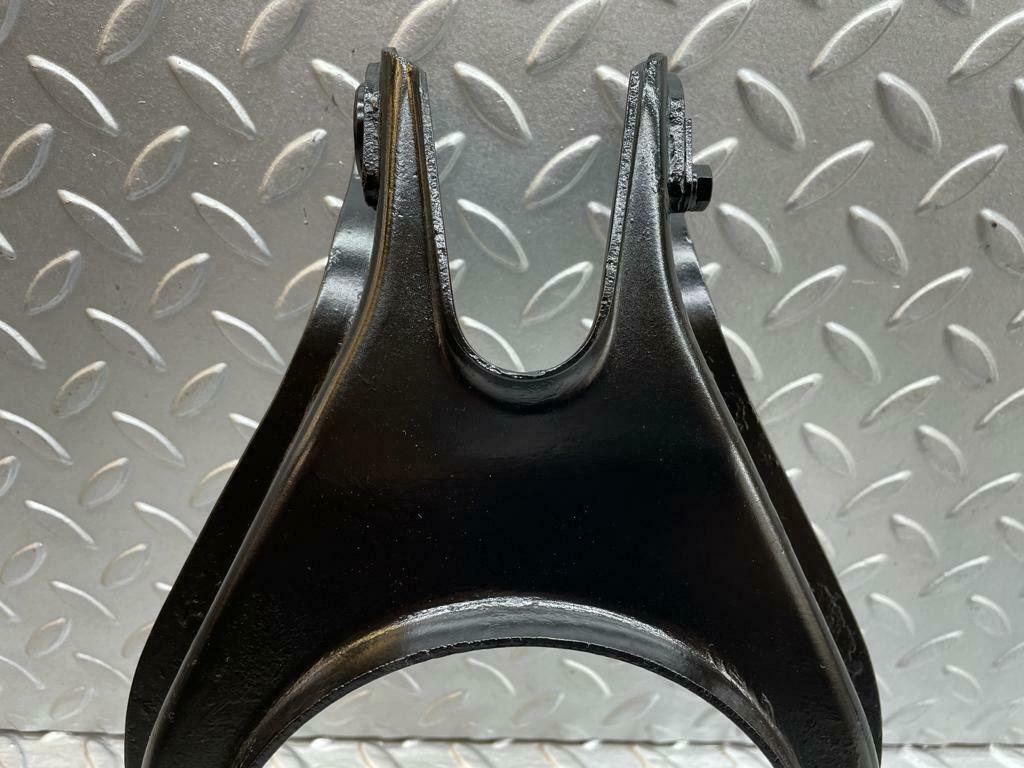 17765 Mercedes-Benz W120 PONTON Front Upper Control Arm Left