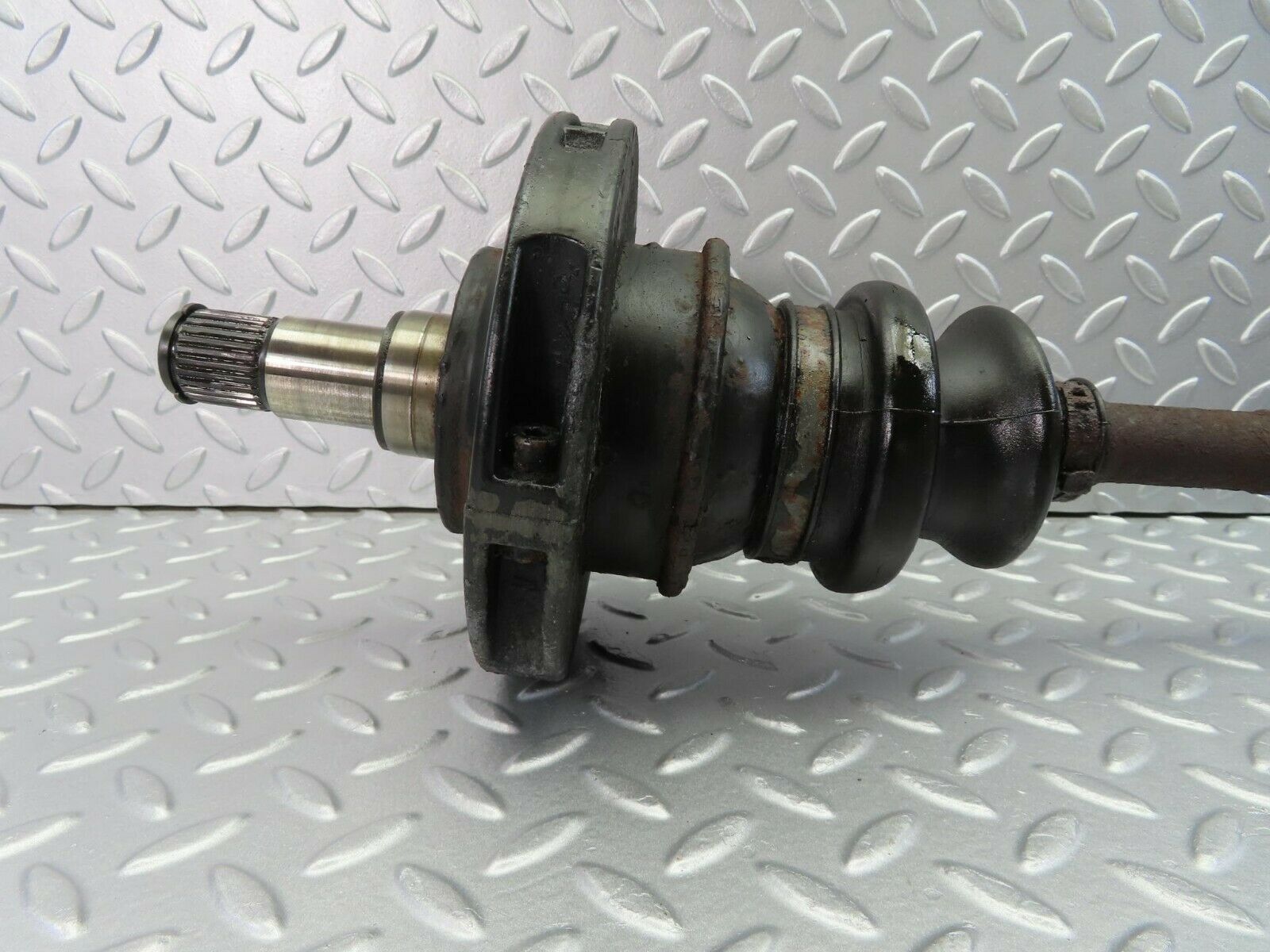 9786 Mercedes-Benz W126 380SE Axle Shaft Drive Shaft