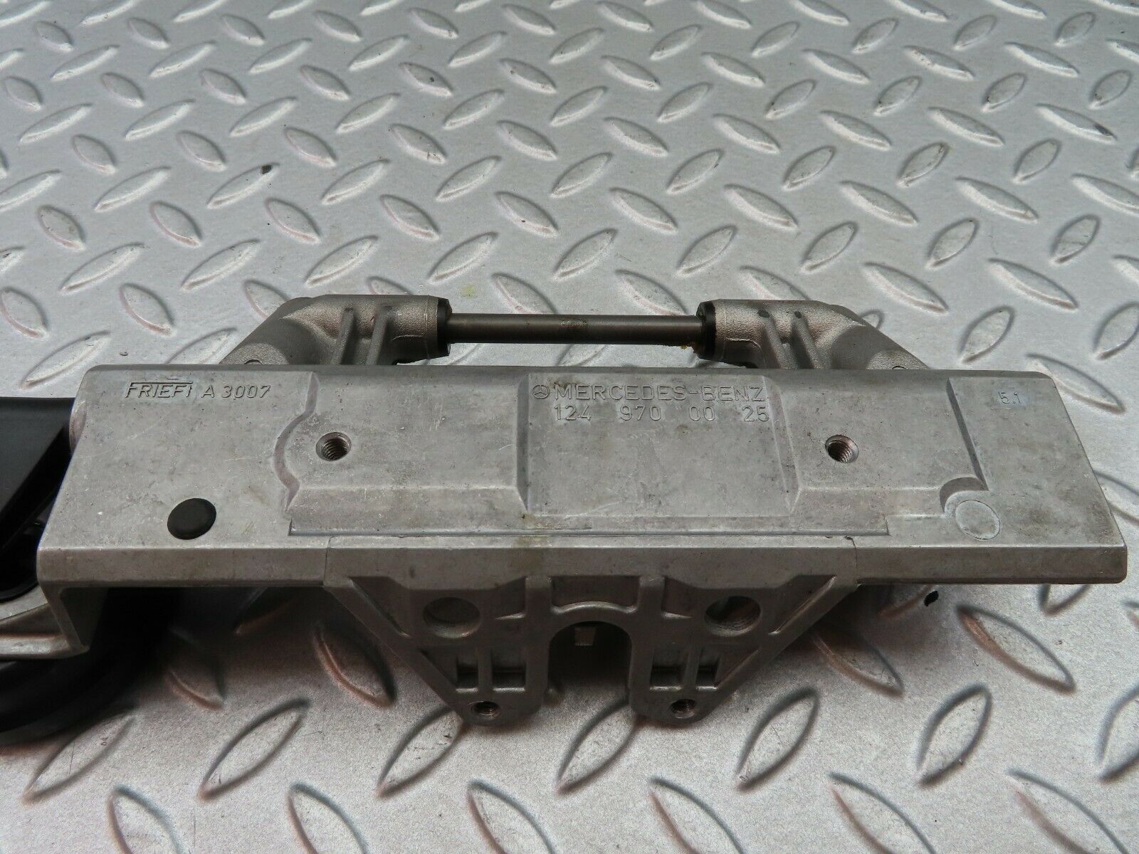 5936 Mercedes-Benz W124 230E Headrest Folding Mechanism 1249700025