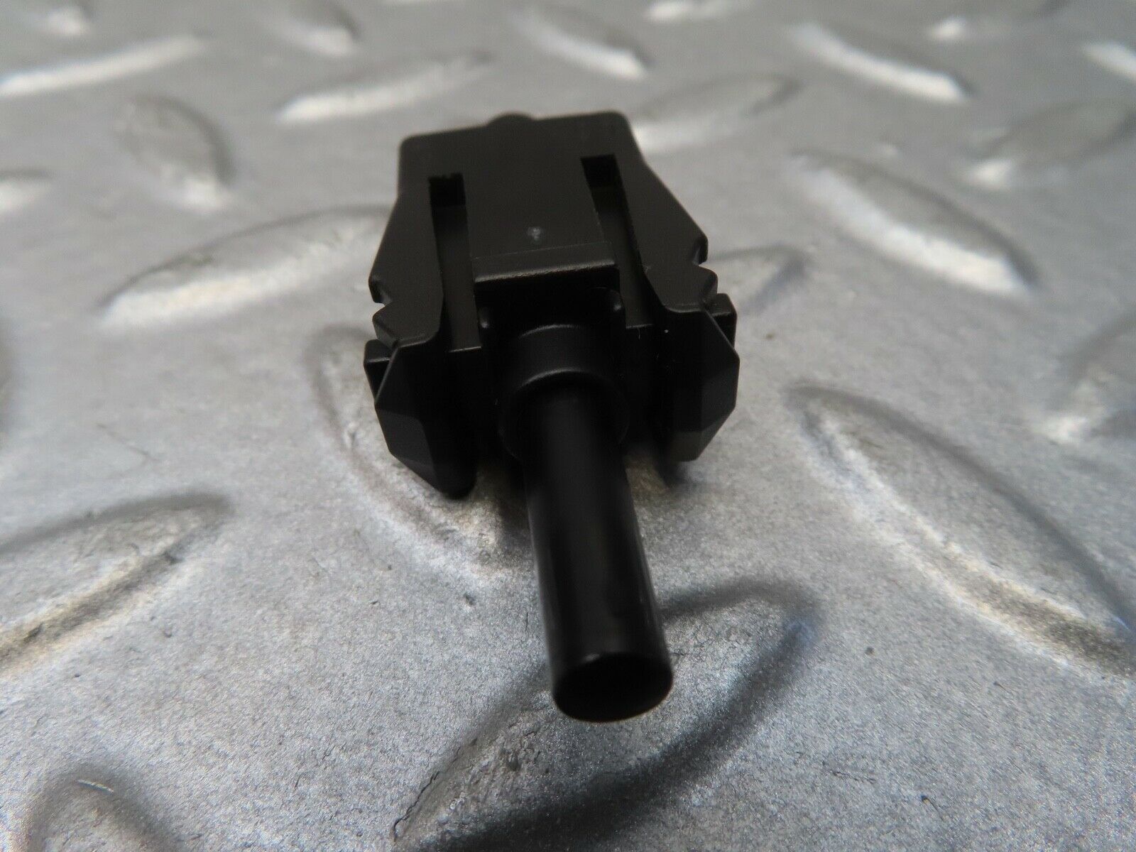 17408 Mercedes-Benz R129 300SL Coupe Door Contact Switch 0015458714