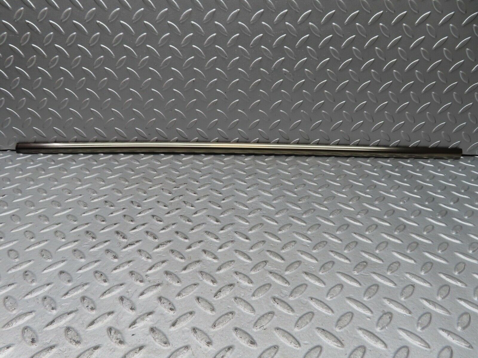 17378 Mercedes-Benz R129 300SL Coupe Right Door Chrome Trim