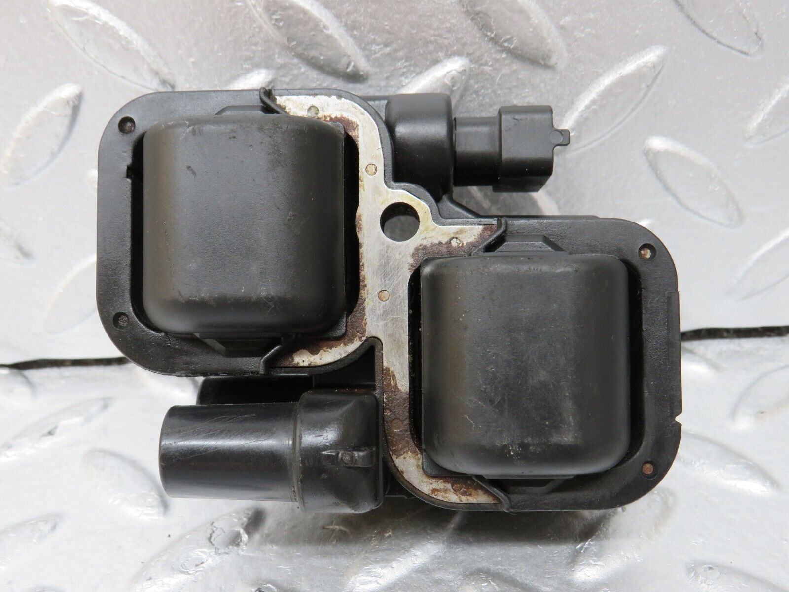 34918 Mercedes-Benz W210 320E Ignition Coil Bosch 0001587803 0221503035