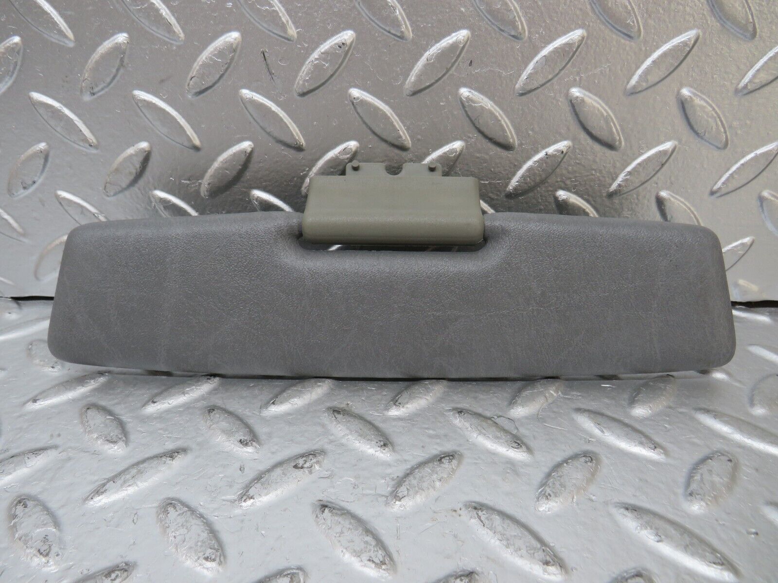 25899 Mercedes-Benz W124 280E Middle Sun Visor Grey