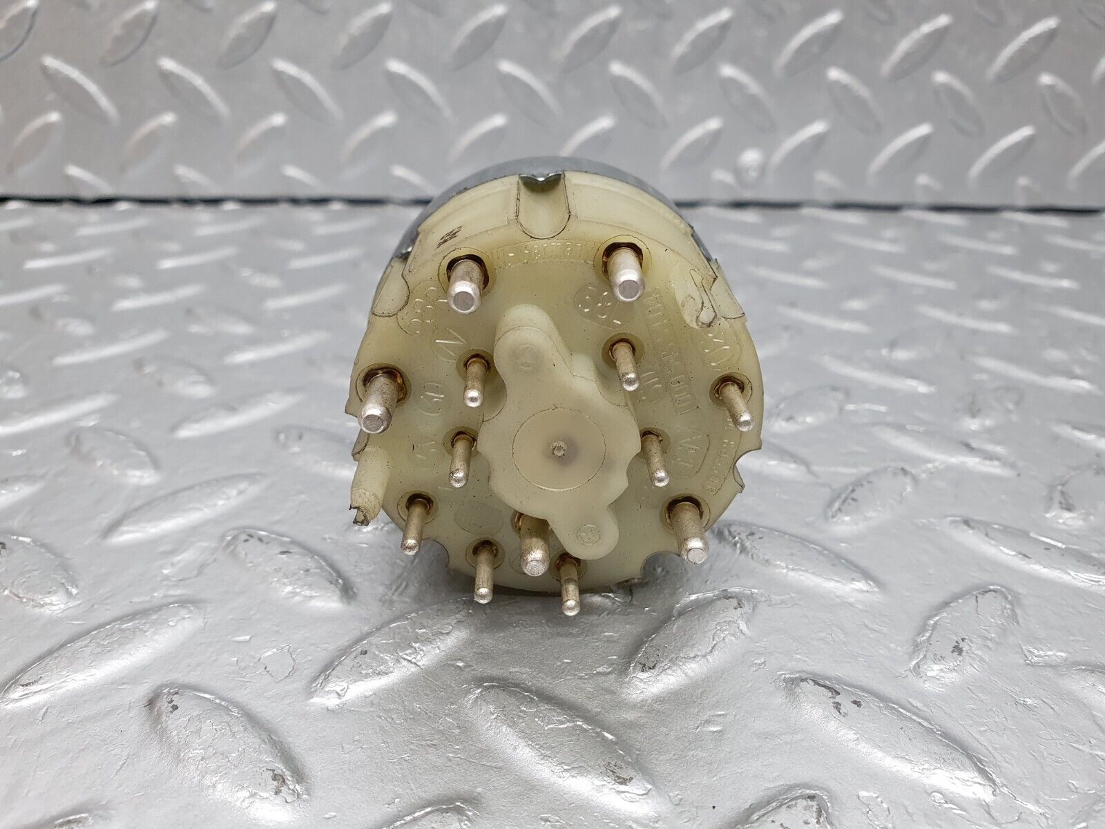 40918 Mercedes-Benz W126 300SE Headlight Switch 0005455404