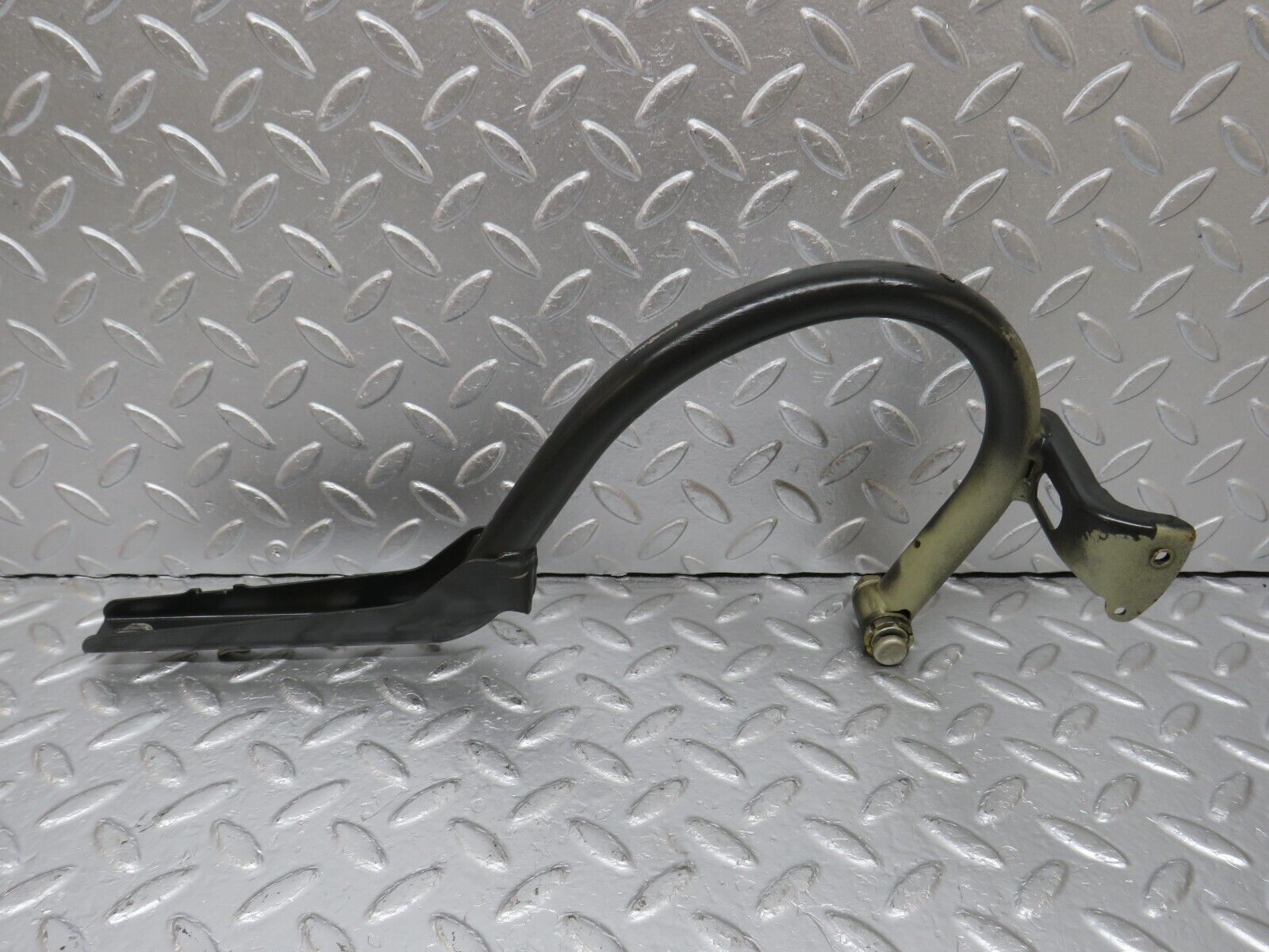 33725 Mercedes-Benz W201 190E 2.0L Trunk Lid Hinge Right Side