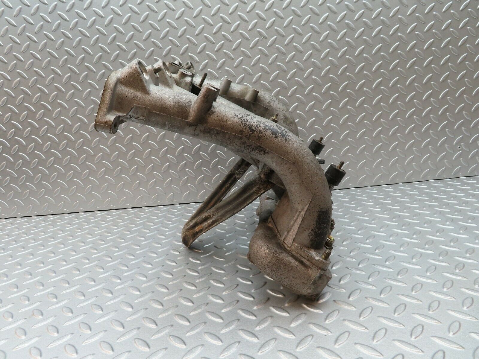 4426 Mercedes-Benz W123 230E Intake Manifold 1021410301