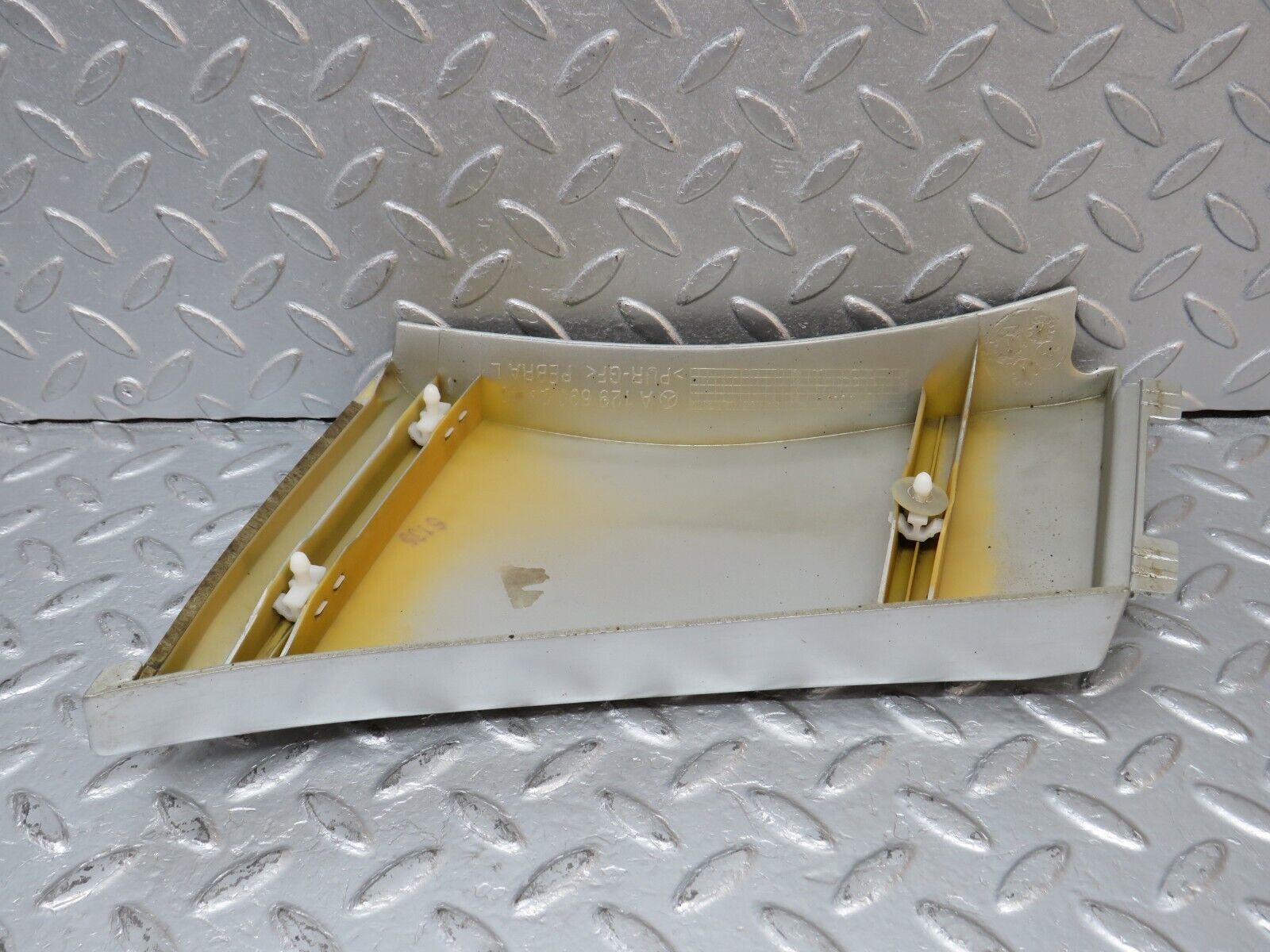 39684 Mercedes-Benz R129 320SL Coupe Rear Left Lower Moulding Trim 1296902340