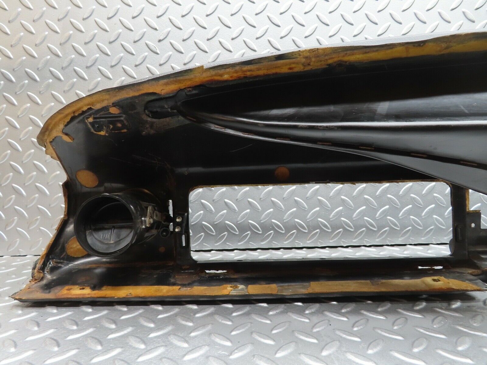 20986 Mercedes-Benz W114 250CE Coupe Dashboard Black LHD