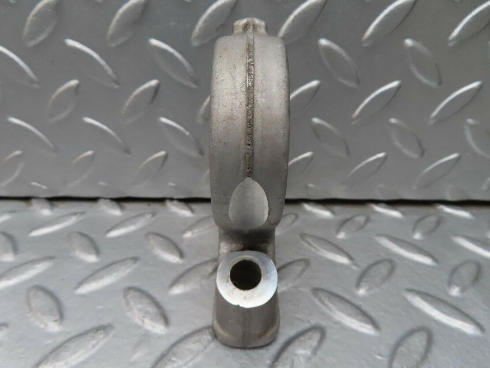 16552 Mercedes-Benz C107 350SLC Coupe Camshaft Tower Bearing 1160512112