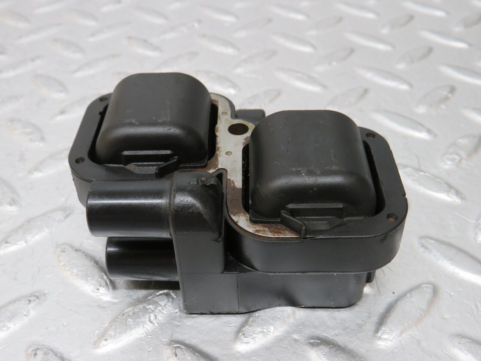 34918 Mercedes-Benz W210 320E Ignition Coil Bosch 0001587803 0221503035