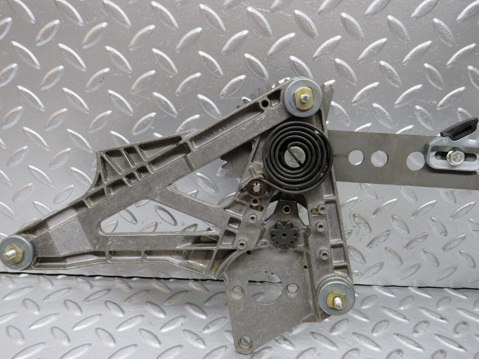 28016 Mercedes-Benz W123 280E Front Left Power Window Regulator 1237202746