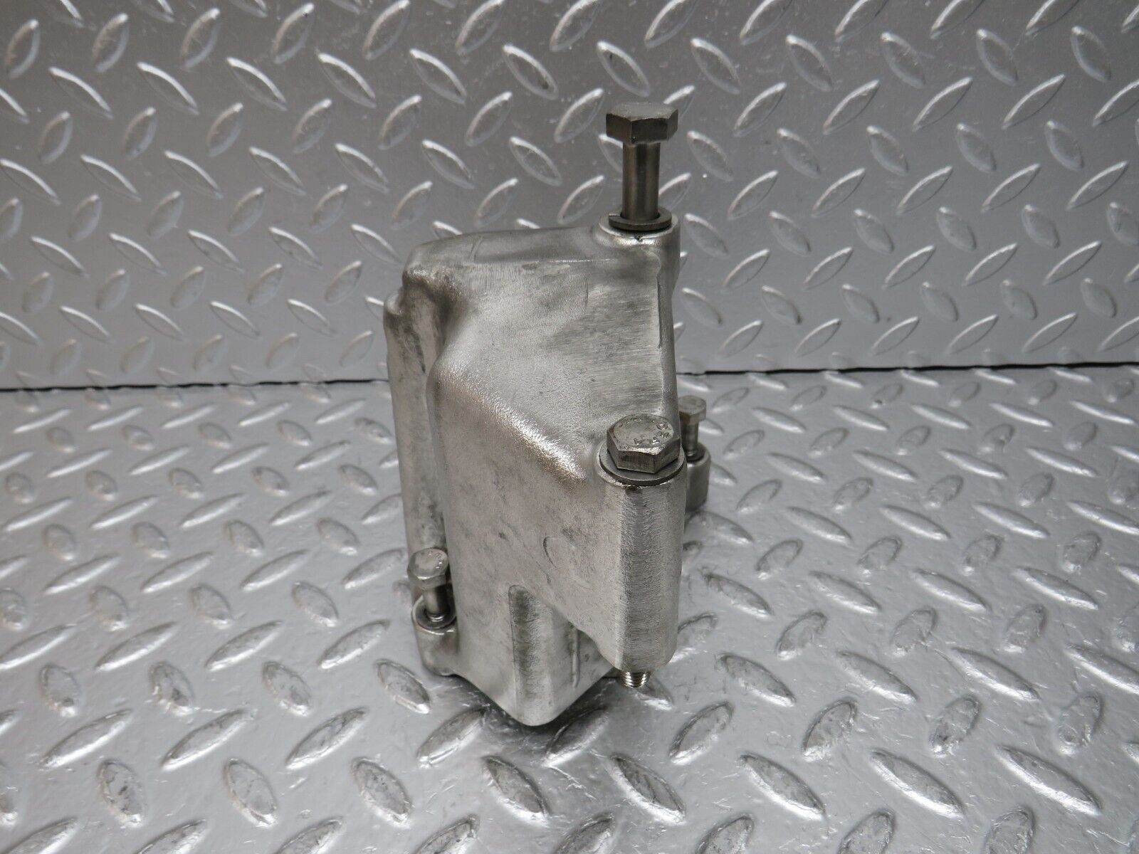 0079 Mercedes-Benz W116 350SE Alternator Generator Holder Bracket 1161551035