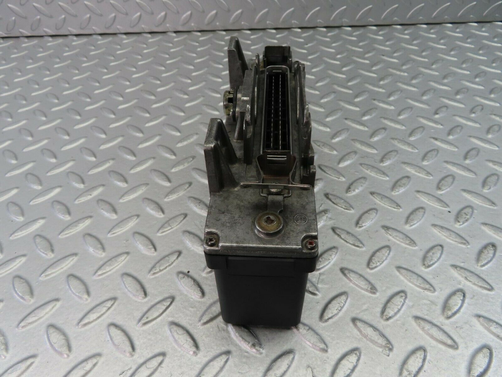 9370 Mercedes-Benz C124 300CE Coupe ABS Control Unit Bosch 0055452132