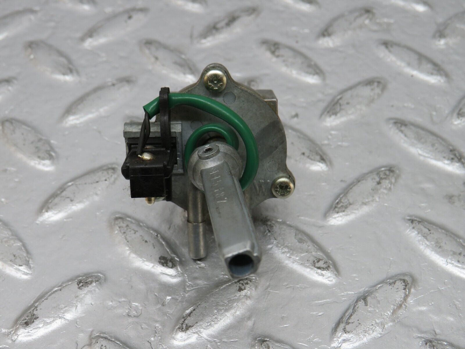 33765 Mercedes-Benz W201 190E 2.0L Heater Control Switch