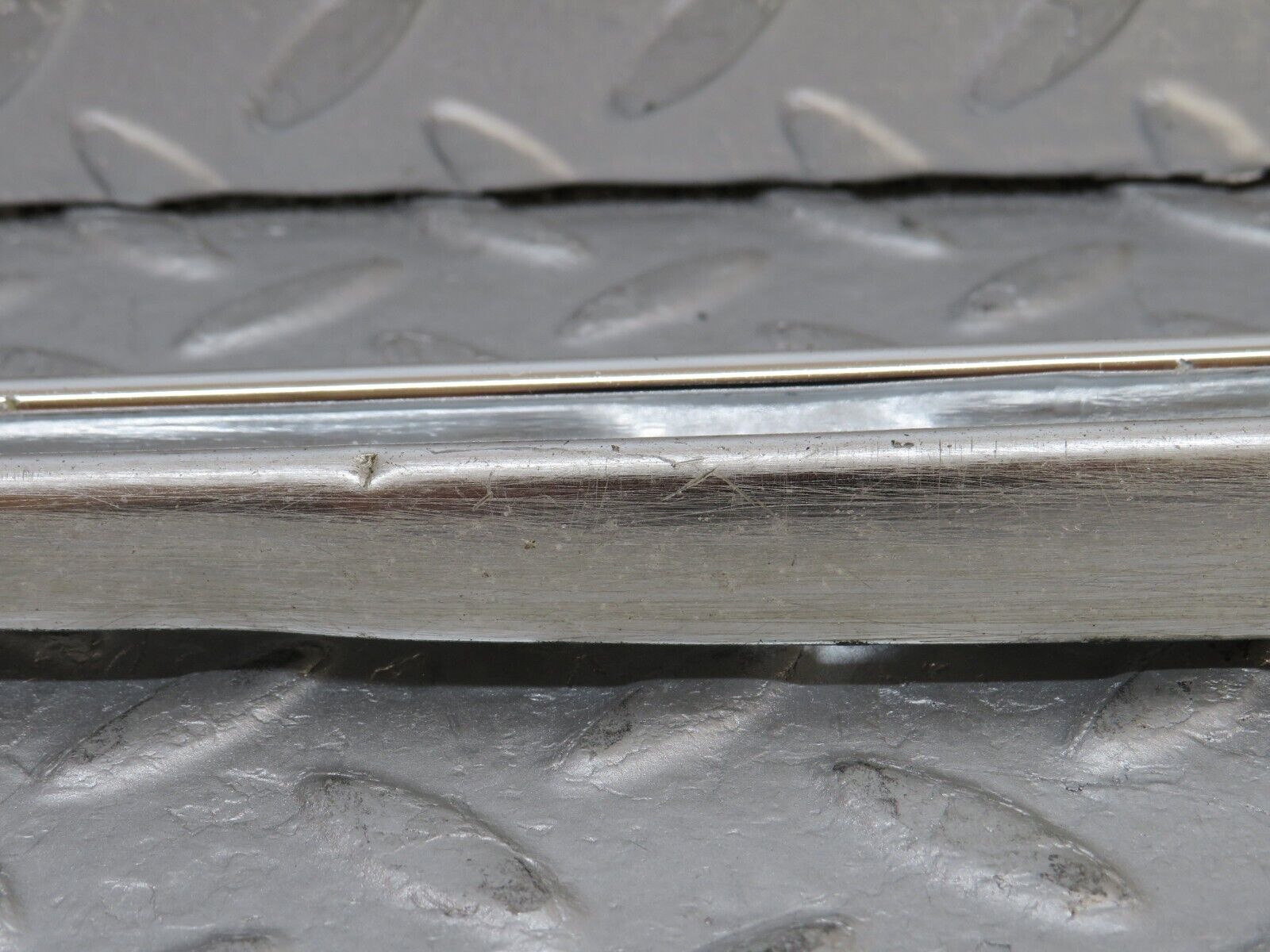 35869 Mercedes-Benz W108 Front Right Door Window Chrome Channel