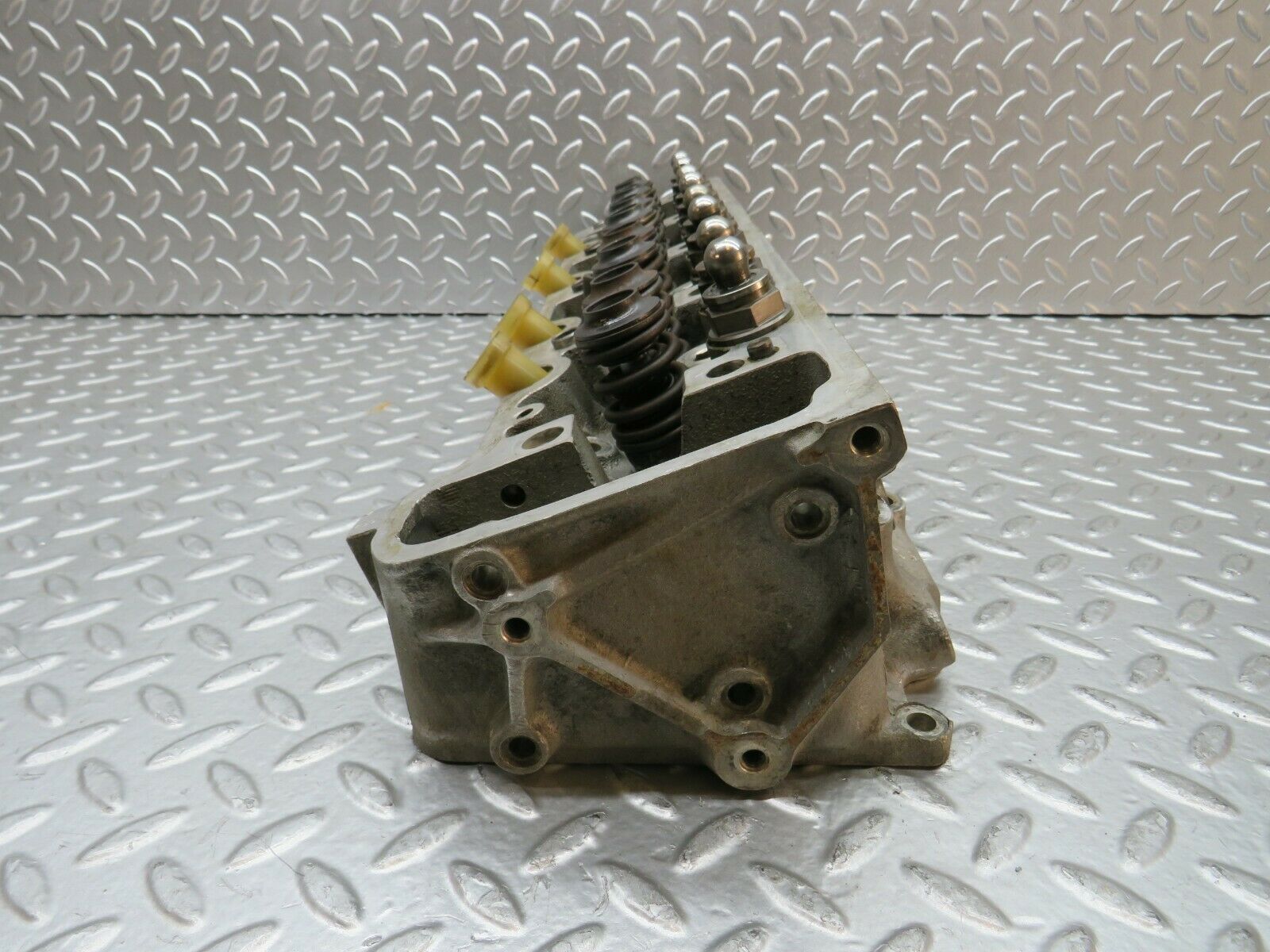 22820 Mercedes-Benz C107 450SLC Coupe Cylinder Head Left 1160162601