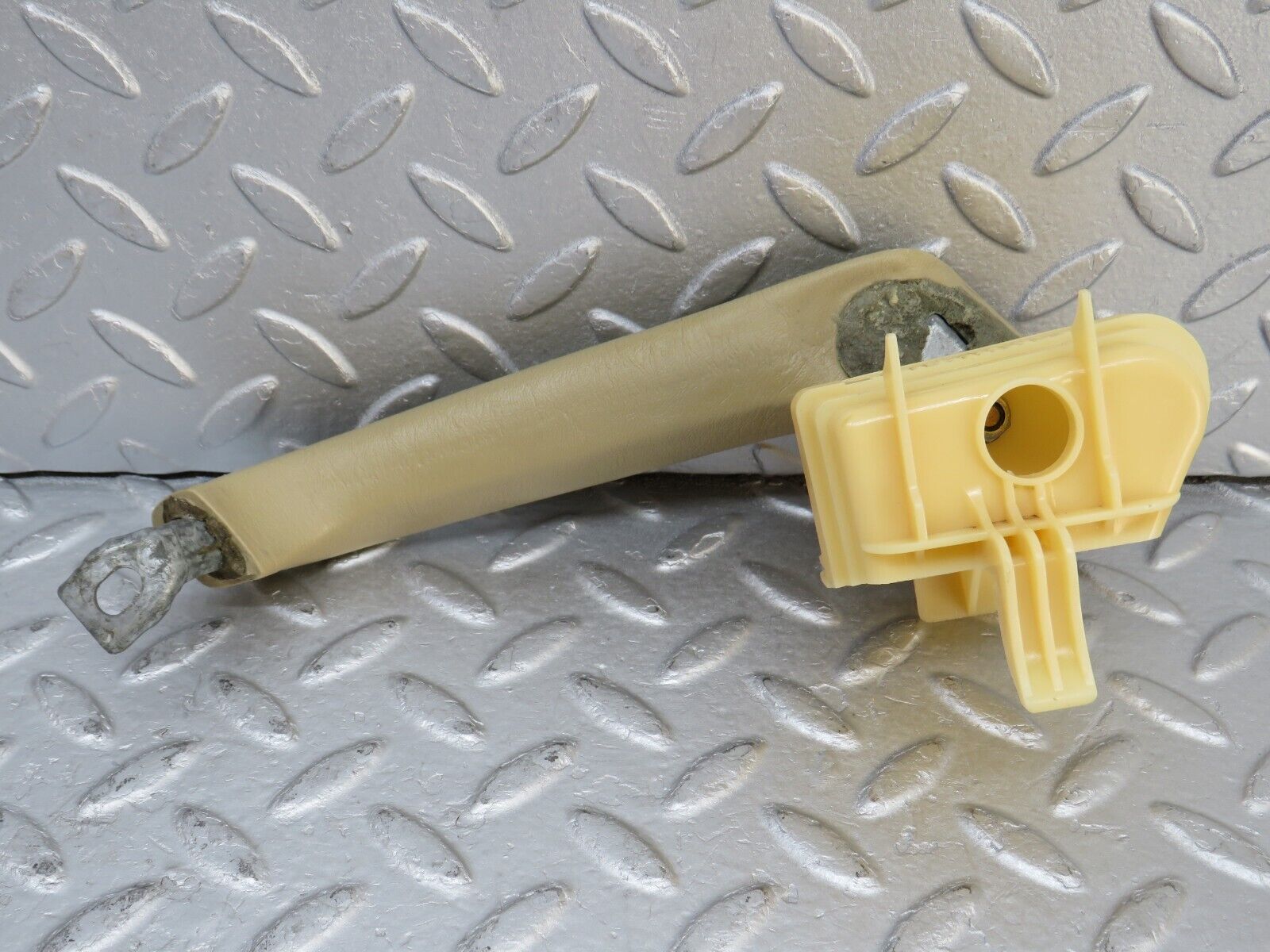 36723 Mercedes-Benz W201 190E 2.0L Interior Door Handle Beige Right 2018100451 2017200228