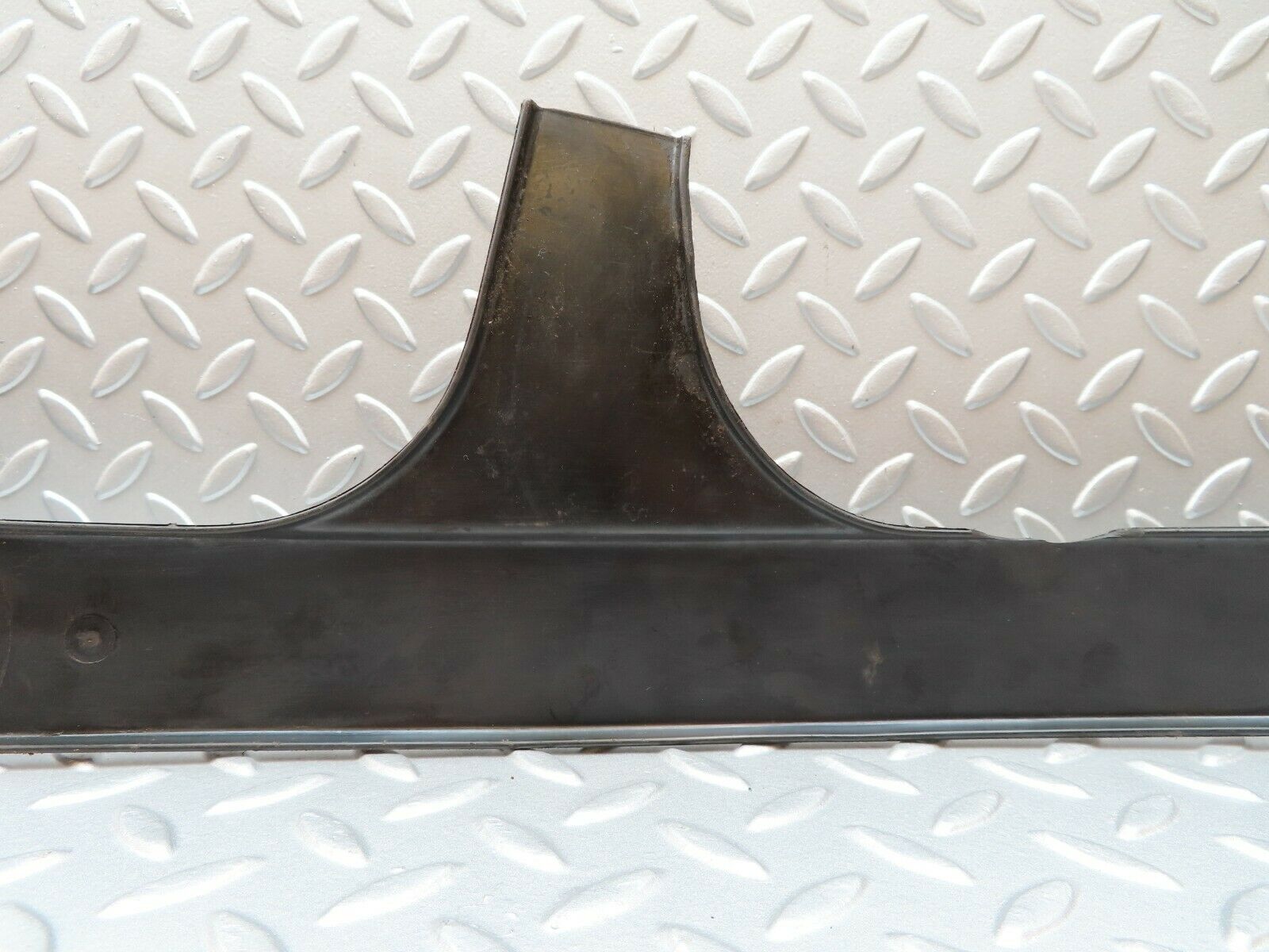 3733 Mercedes-Benz S123 200T Wagon Cable Cover Rear Right 1238210236