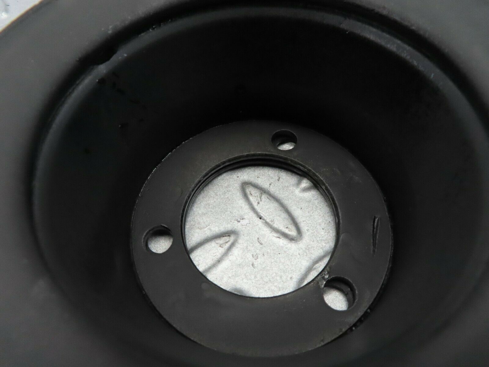 7993 Mercedes-Benz W115 220D Crankshaft Pulley