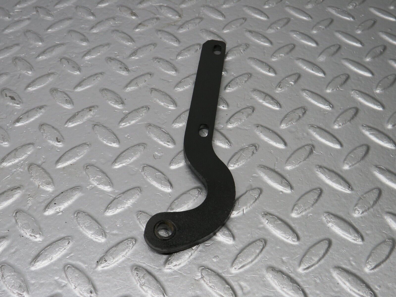 40409 Mercedes-Benz W110 230 Right Bonnet Hinge Support