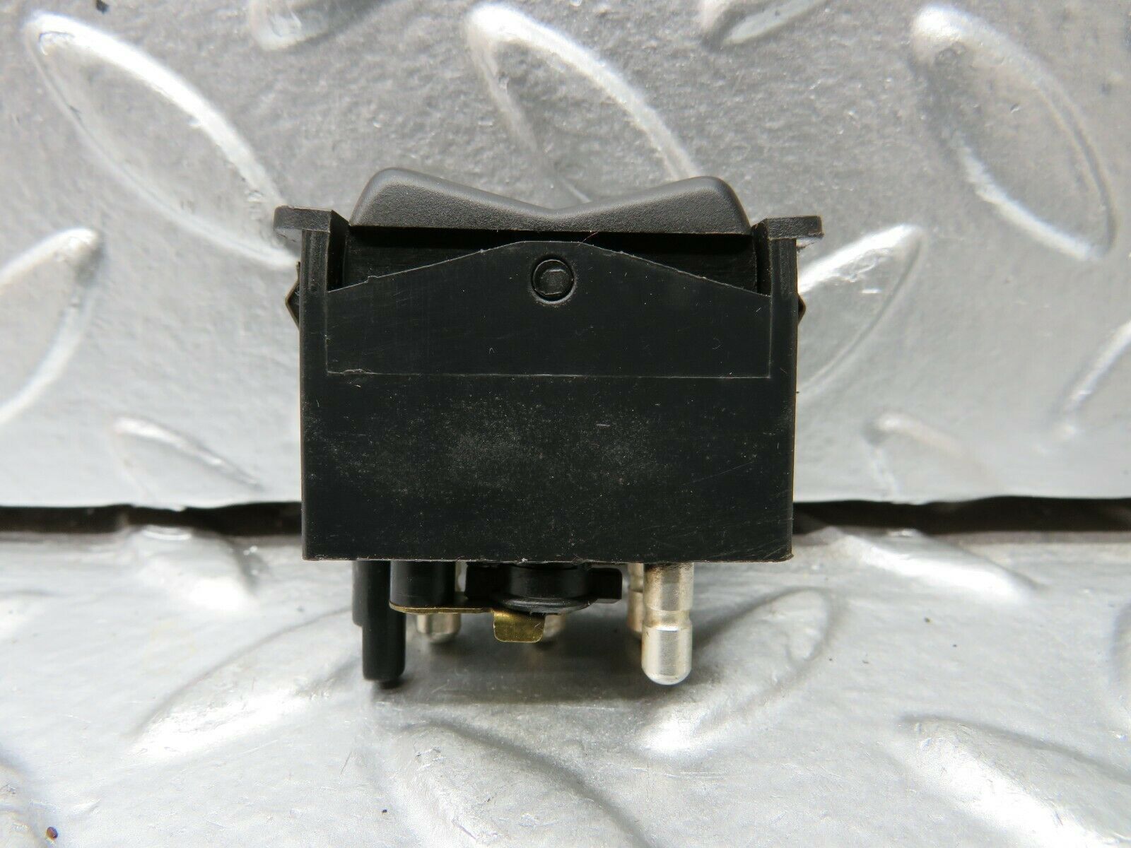 23157 Mercedes-Benz C123 230CE Coupe Rear Window Defroster Switch 0008206110