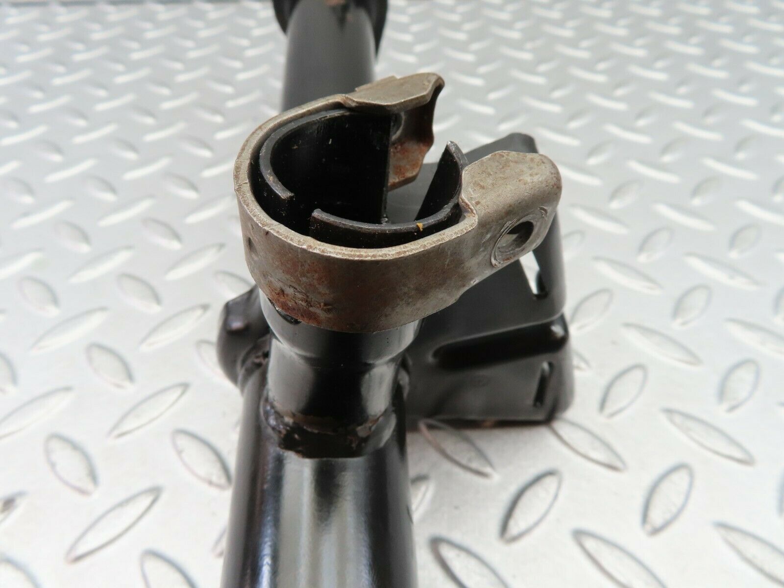 6303 Mercedes-Benz W126 380SE Steering Column