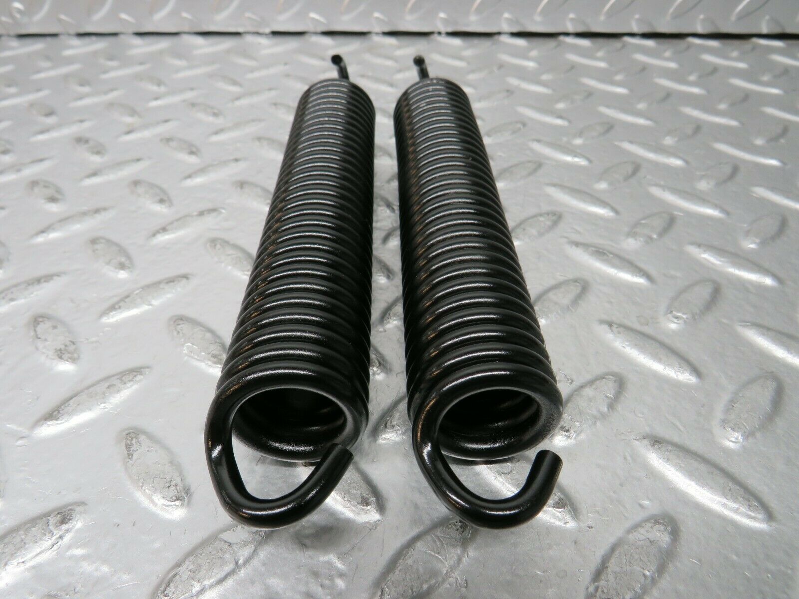 23372 Mercedes-Benz W116 350SE Bonnet Hinge Spring Pair