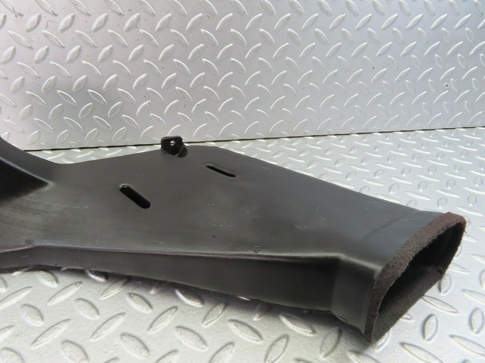 9280 Mercedes-Benz C124 300CE Coupe Heater Air Duct Vent Left Side 1248310146