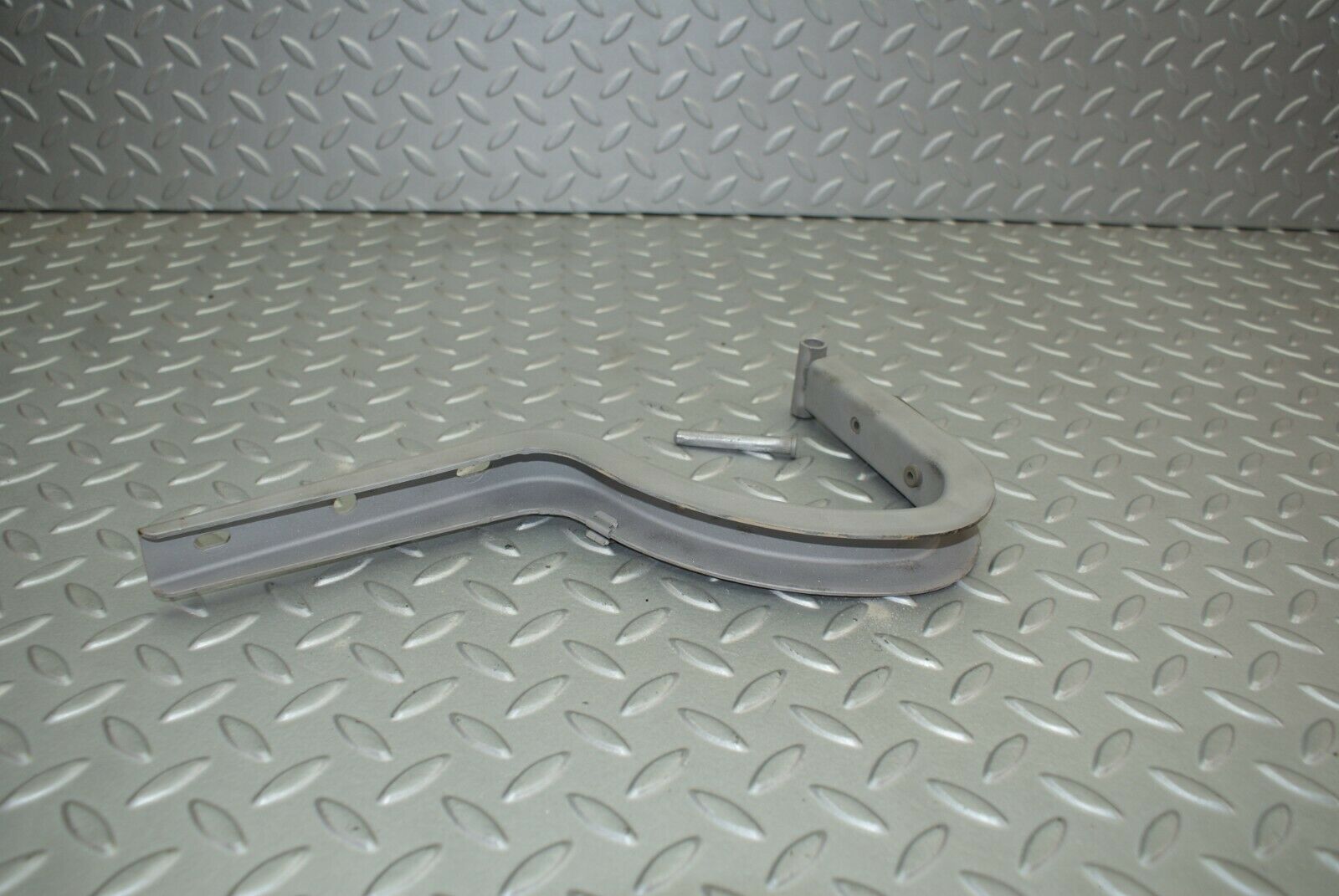 2709 Mercedes-Benz C107 350SLC Coupe Coupe Trunk Lid Hinges Right Side