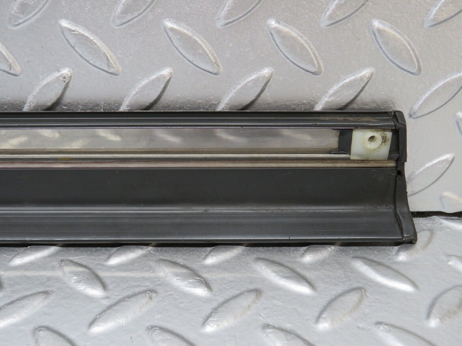 33844 Mercedes-Benz W201 190E 2.0L Front Right Door Lower Moulding Trim