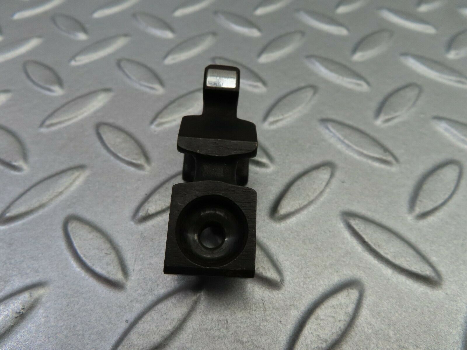 6280 Mercedes-Benz W126 380SE Rocker Arm